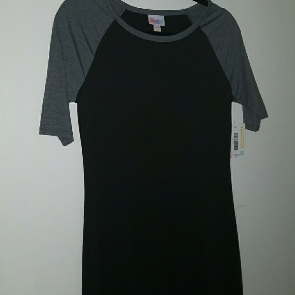 XS LuLaRoe Julia Black with grey sleeves